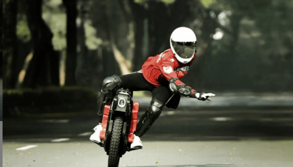 InMotion V14 Adventure