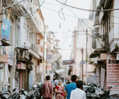 photo-1524313365084-c00fd2e359c6cropentropycstinysrgbfitmaxfmjpgixidM3w3MTY0MDZ8MHwxfHNlYXJjaHwxfHxzY29vdGVycyUyMCVDMyVBOWxlY3RyaXF1ZXN8ZW58MHx8fHwxNzQwOTA1NzE1fDAixlibrb-4.0.3q80w1080-1-1